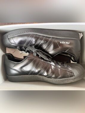 Prada Black Leather Low-Top Sneakers with Subtle Branding